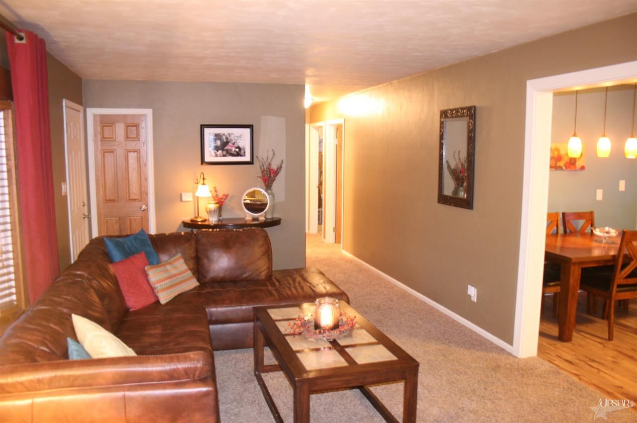 6421 West Hills Road Fort Wayne, IN 46804 - Photo 3 of 15 Gallery Image 3