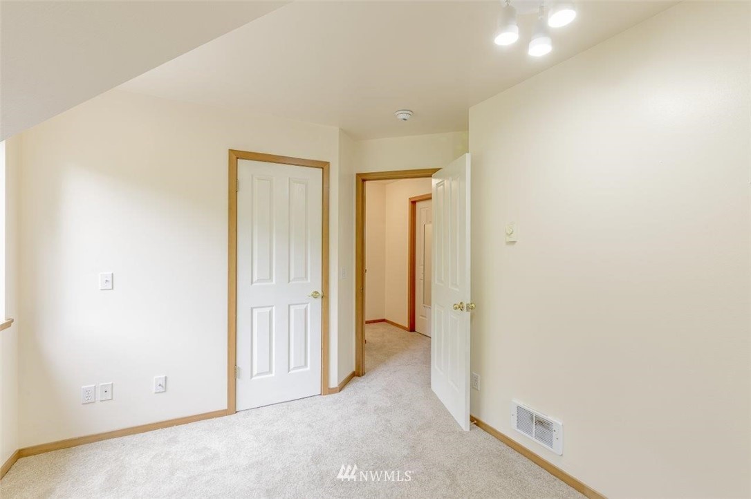 274 Fox Trail Road Port Townsend, WA 98368 - Photo 18 of 25 Gallery Image 18