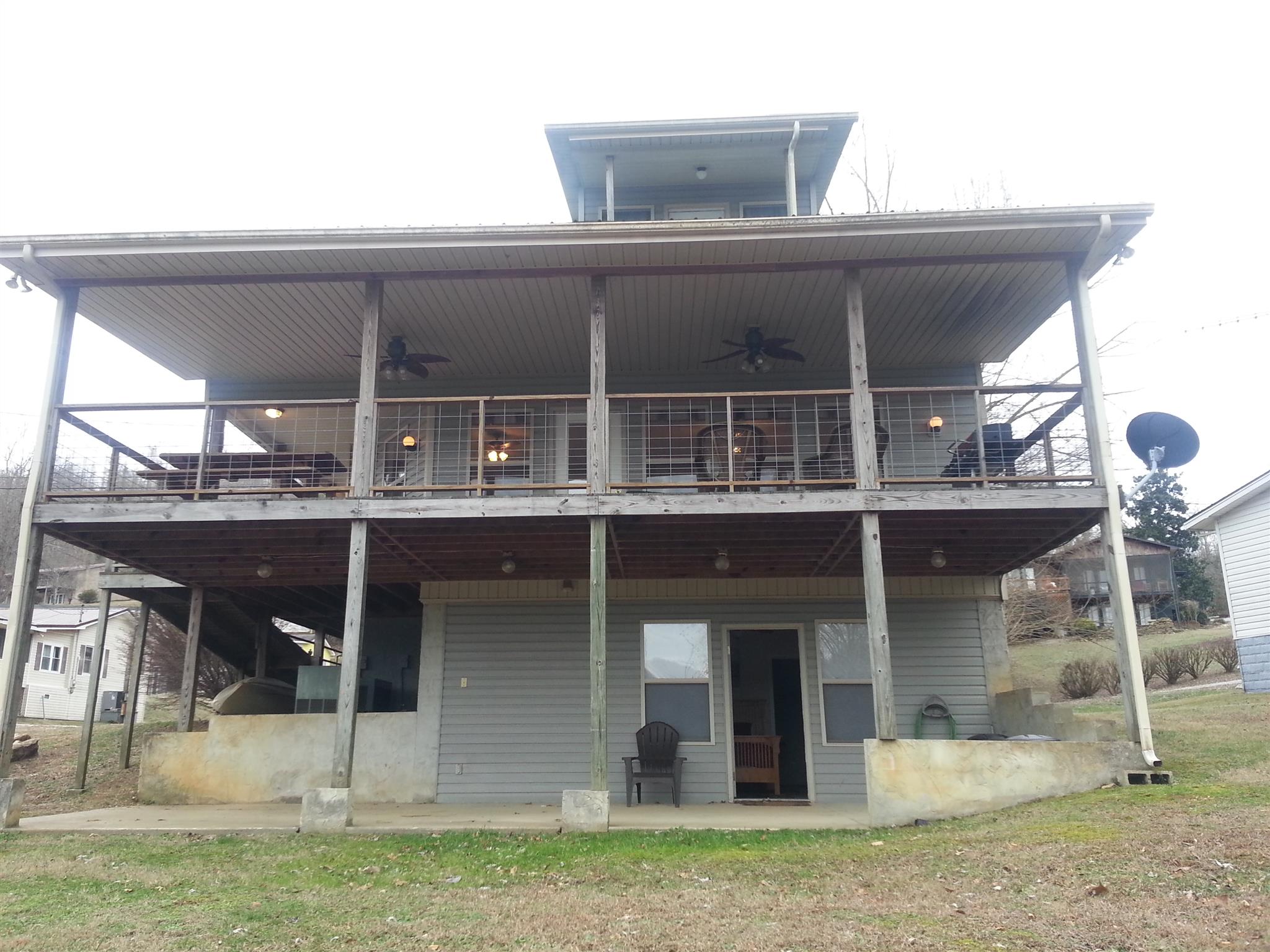 1364 Austin Lake Road Baxter, TN 38544 - Photo 3 of 11