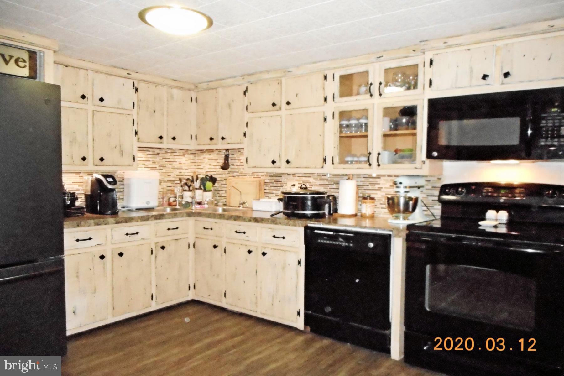 154 Pleasant Valley Road Pine Grove, PA 17963 - Photo 11 of 22 Kitchen View 2