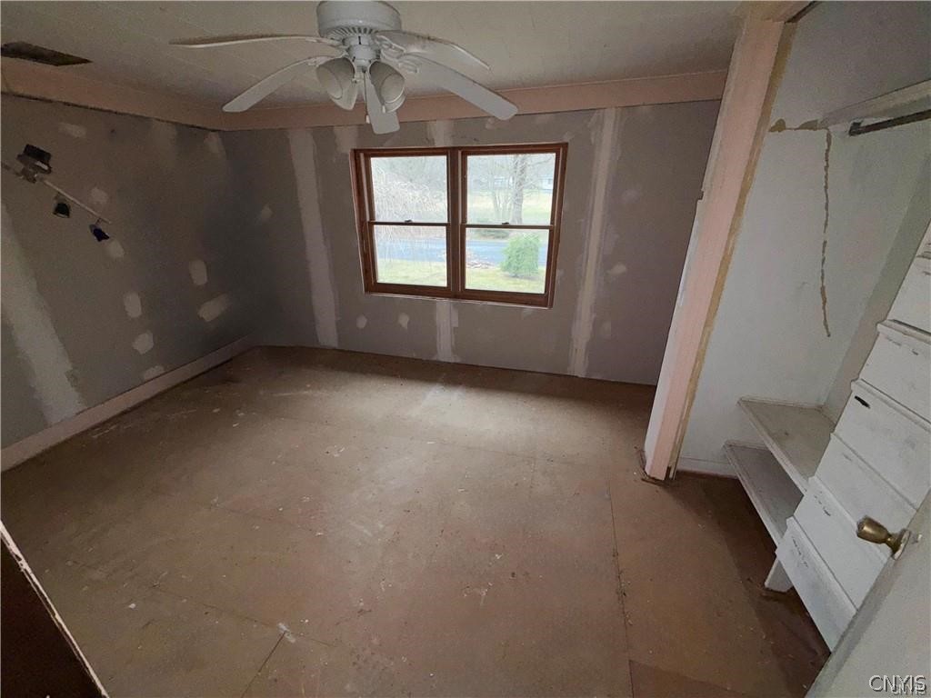 3247 County Rte 57 Volney, NY 13126 - Photo 11 of 23