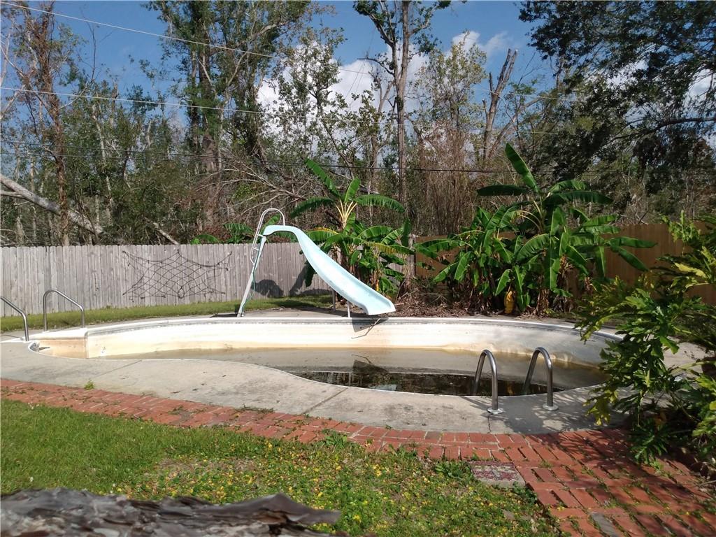 327 Devon Road Laplace, LA 70068 - Photo 24 of 24 Gallery Image 24