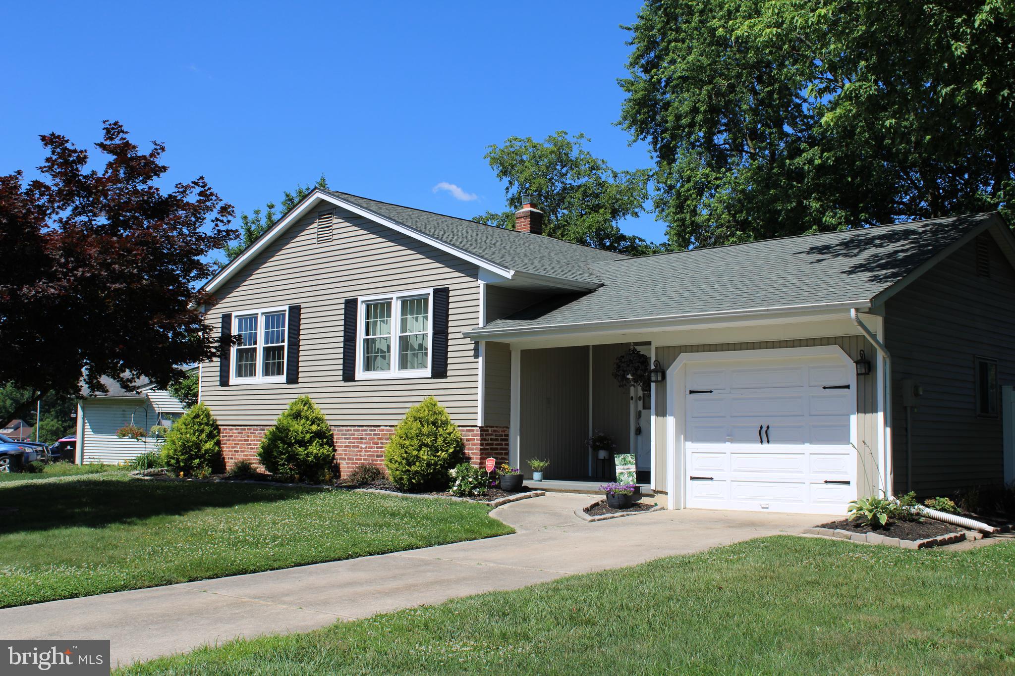 21 Candlestick Road Clementon, NJ 08021 - Photo 2 of 37