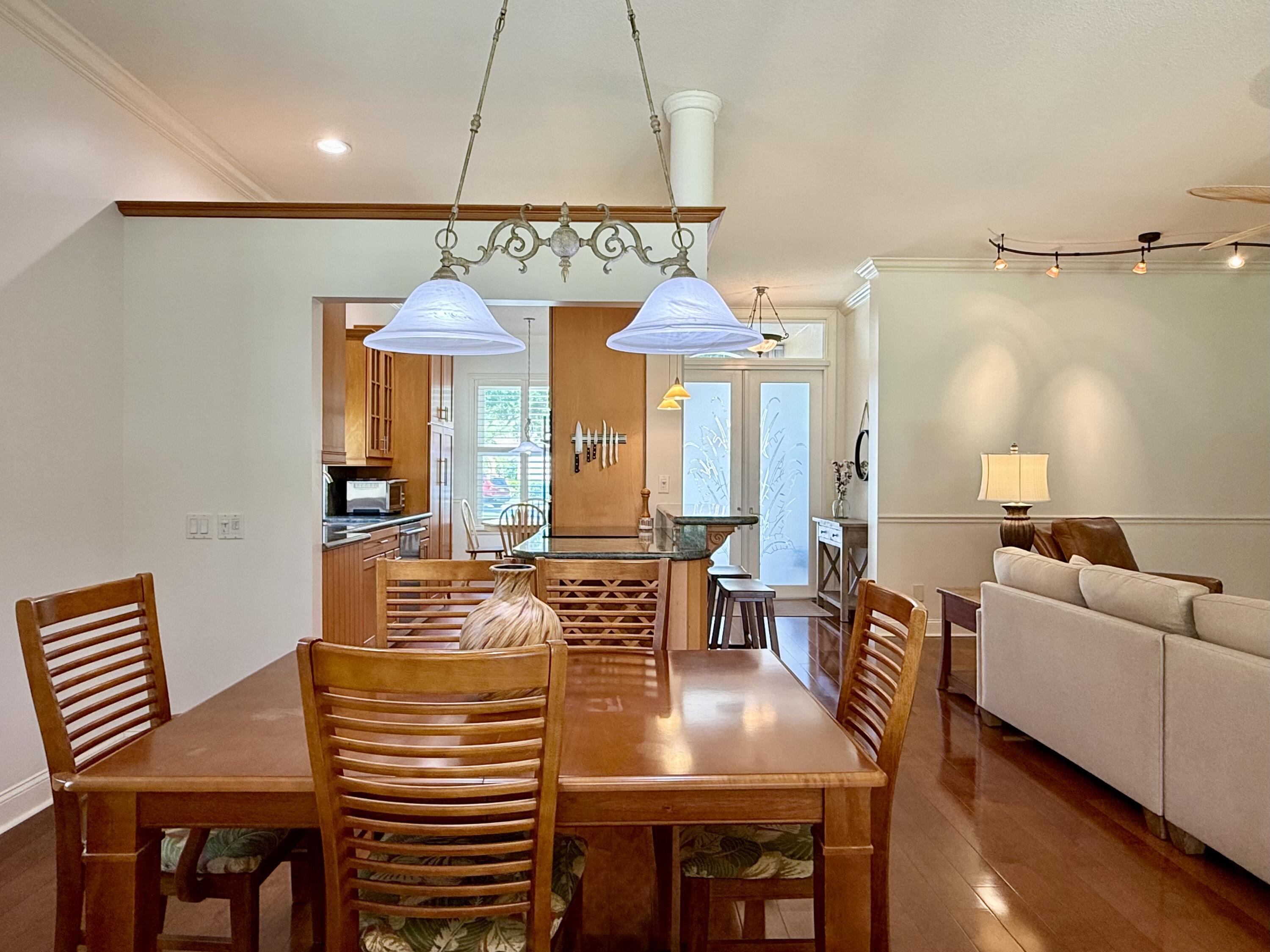 187 Hampton Circle Jupiter, FL 33458 - Photo 13 of 80 Dining Room