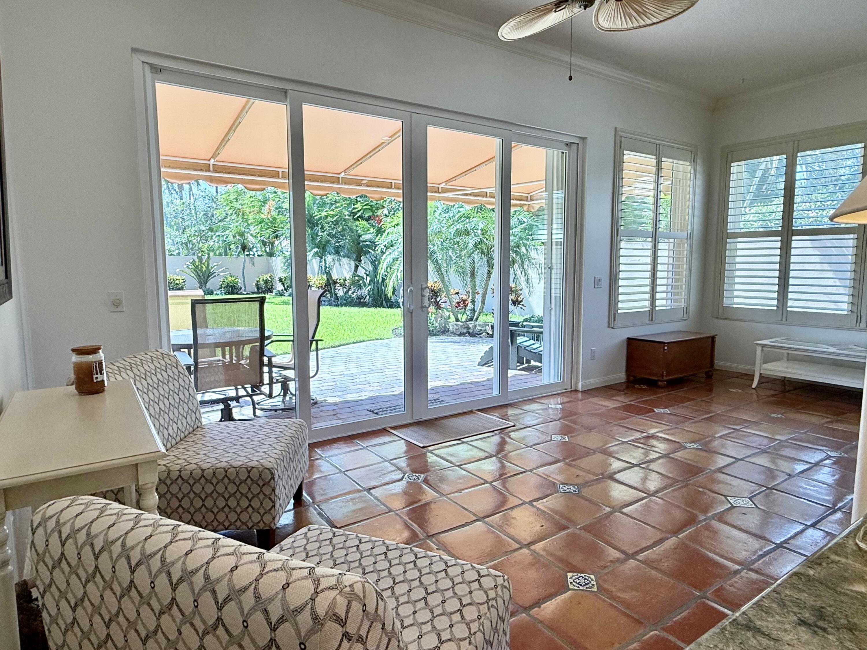187 Hampton Circle Jupiter, FL 33458 - Photo 26 of 80 Family Room