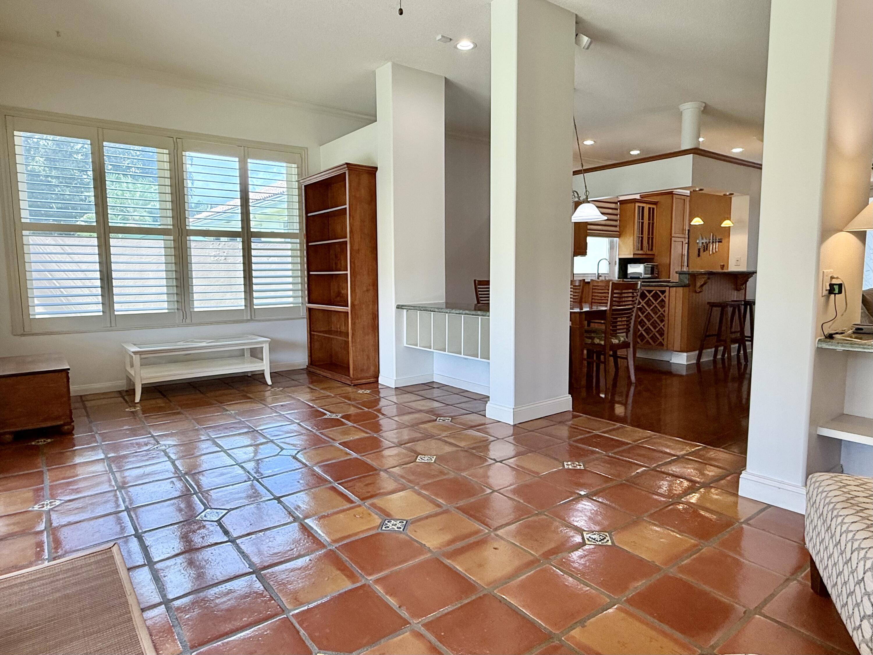 187 Hampton Circle Jupiter, FL 33458 - Photo 29 of 80 Family Room