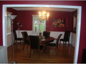 308 Fieldcrest Road Bristol, TN 37620 - Photo 11 of 11 Large Dining Room