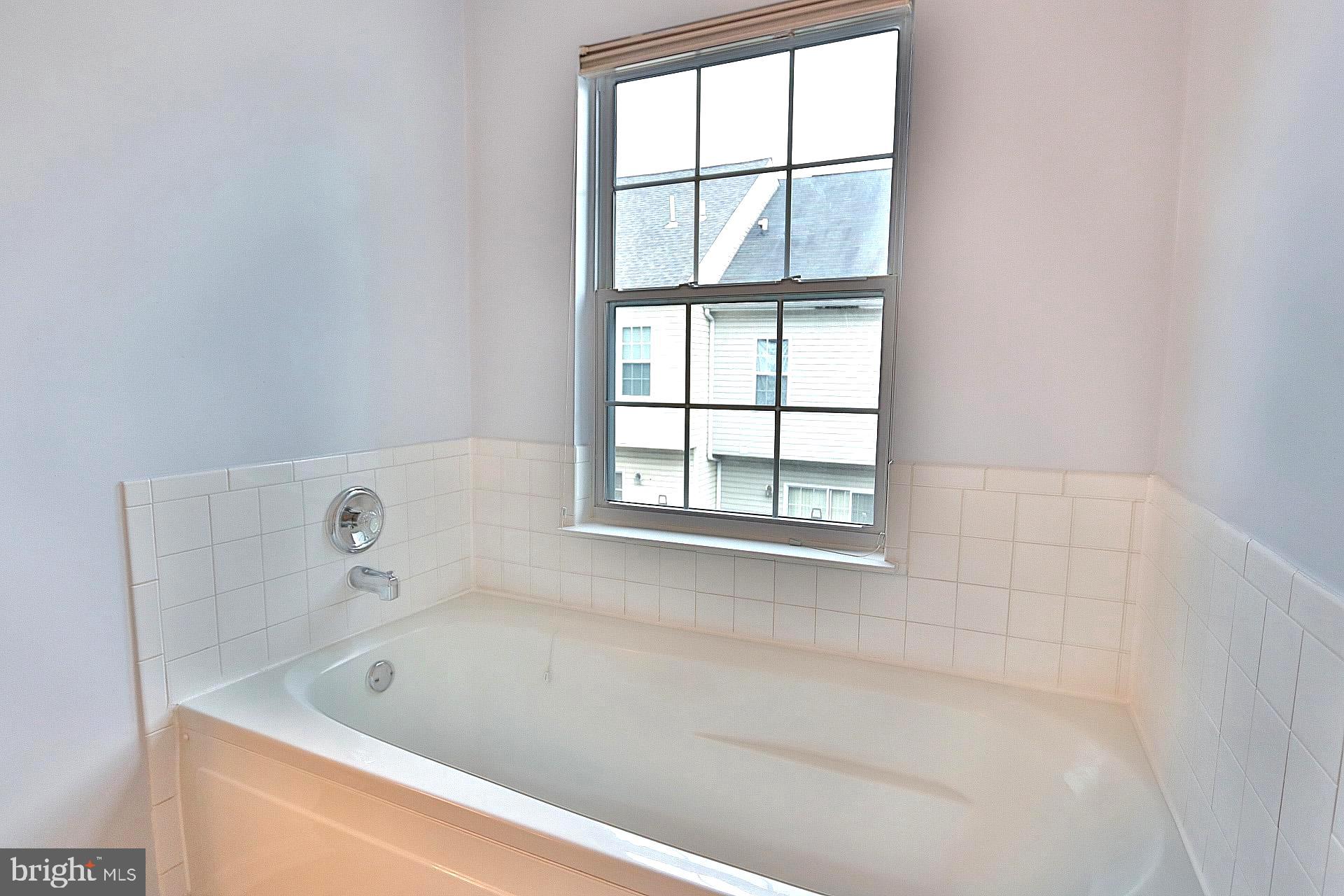 114 Rabbit Chase Drive Laurel, MD 20724 - Photo 21 of 37 Master bath