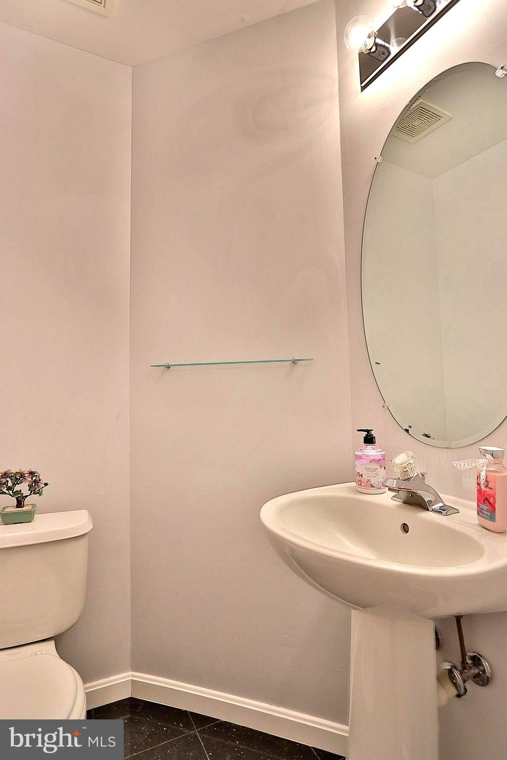 114 Rabbit Chase Drive Laurel, MD 20724 - Photo 23 of 37 Main level Powder room