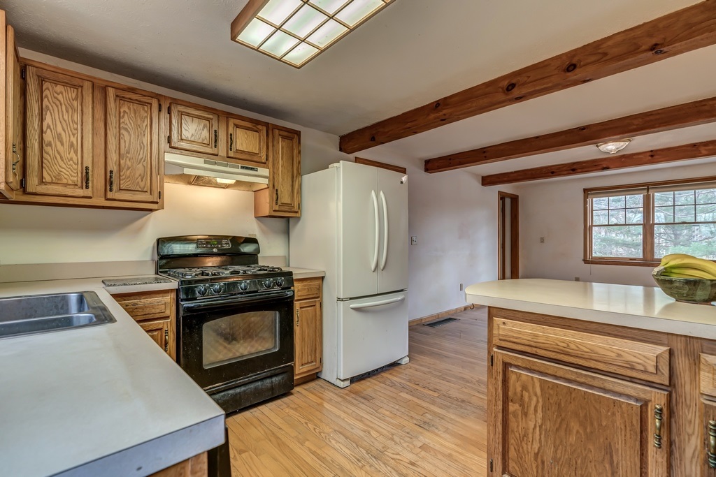 26 Highfields Road Wilton, NH 03086 - Photo 12 of 36 Gallery Image 12
