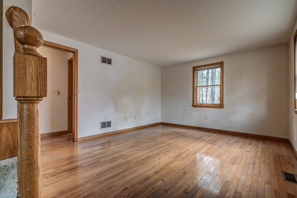 26 Highfields Road Wilton, NH 03086 - Photo 20 of 36 Gallery Image 20