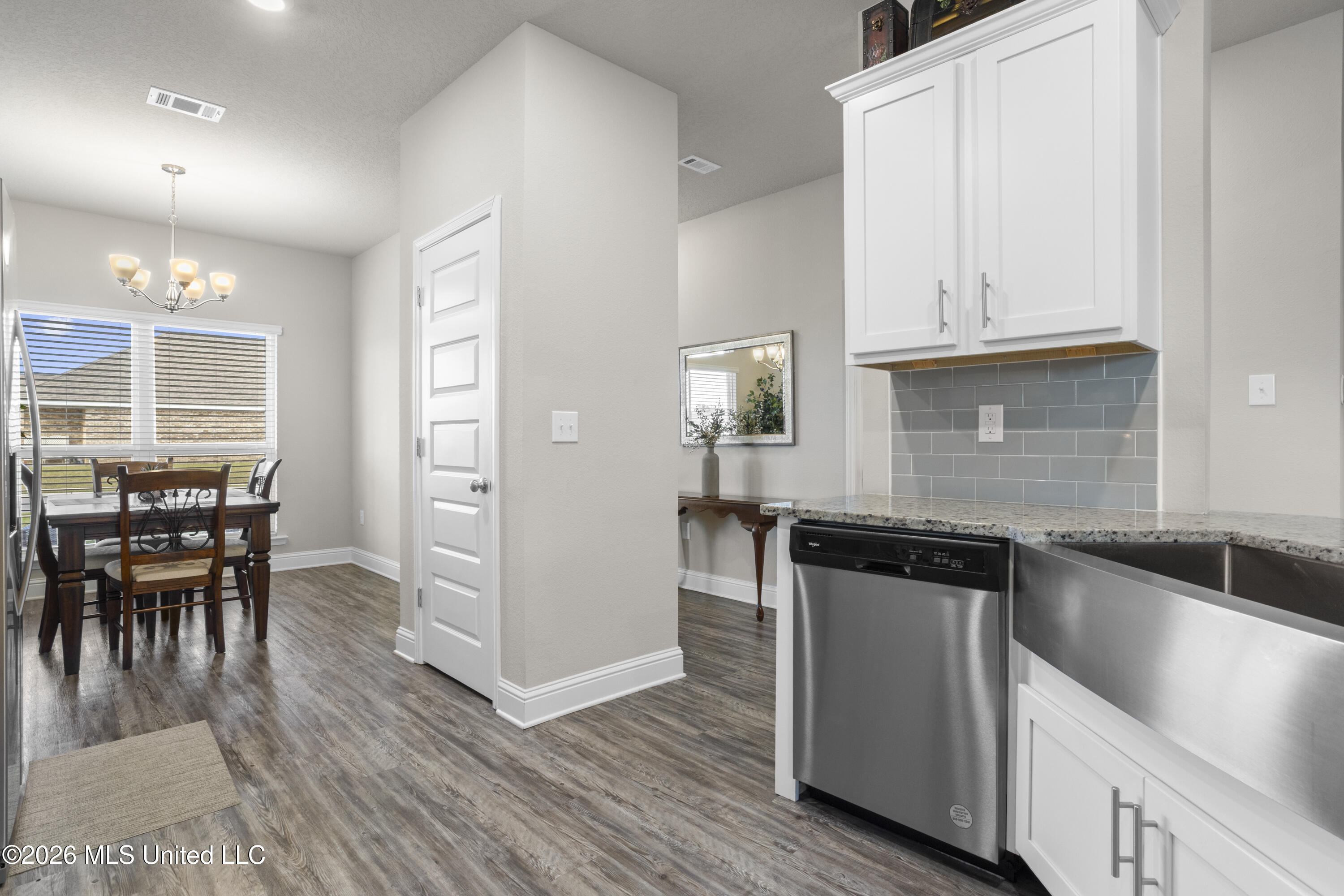 7336 Shearwater Way Ocean Springs, MS 39564 - Photo 18 of 43 0018