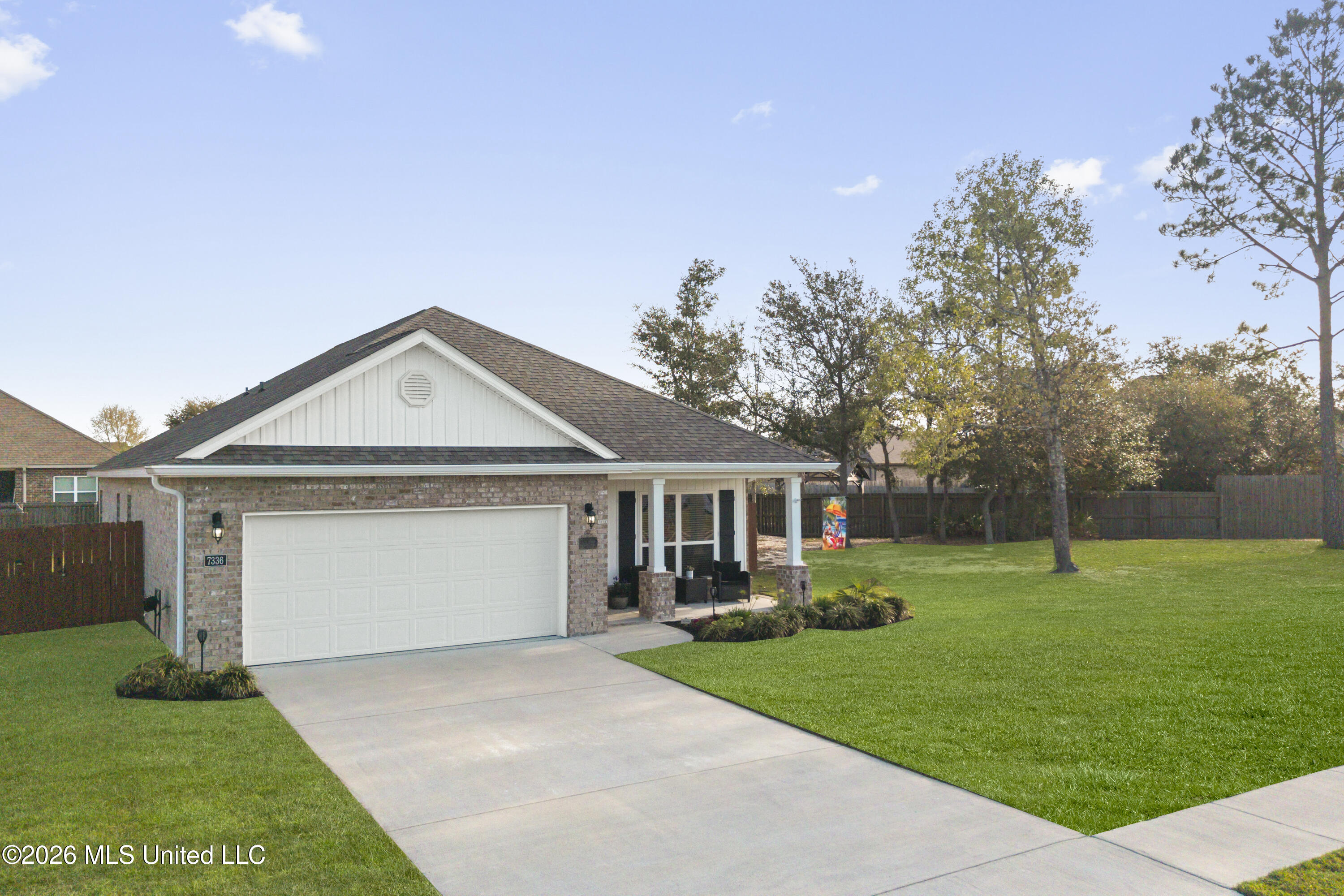 7336 Shearwater Way Ocean Springs, MS 39564 - Photo 4 of 43 0005