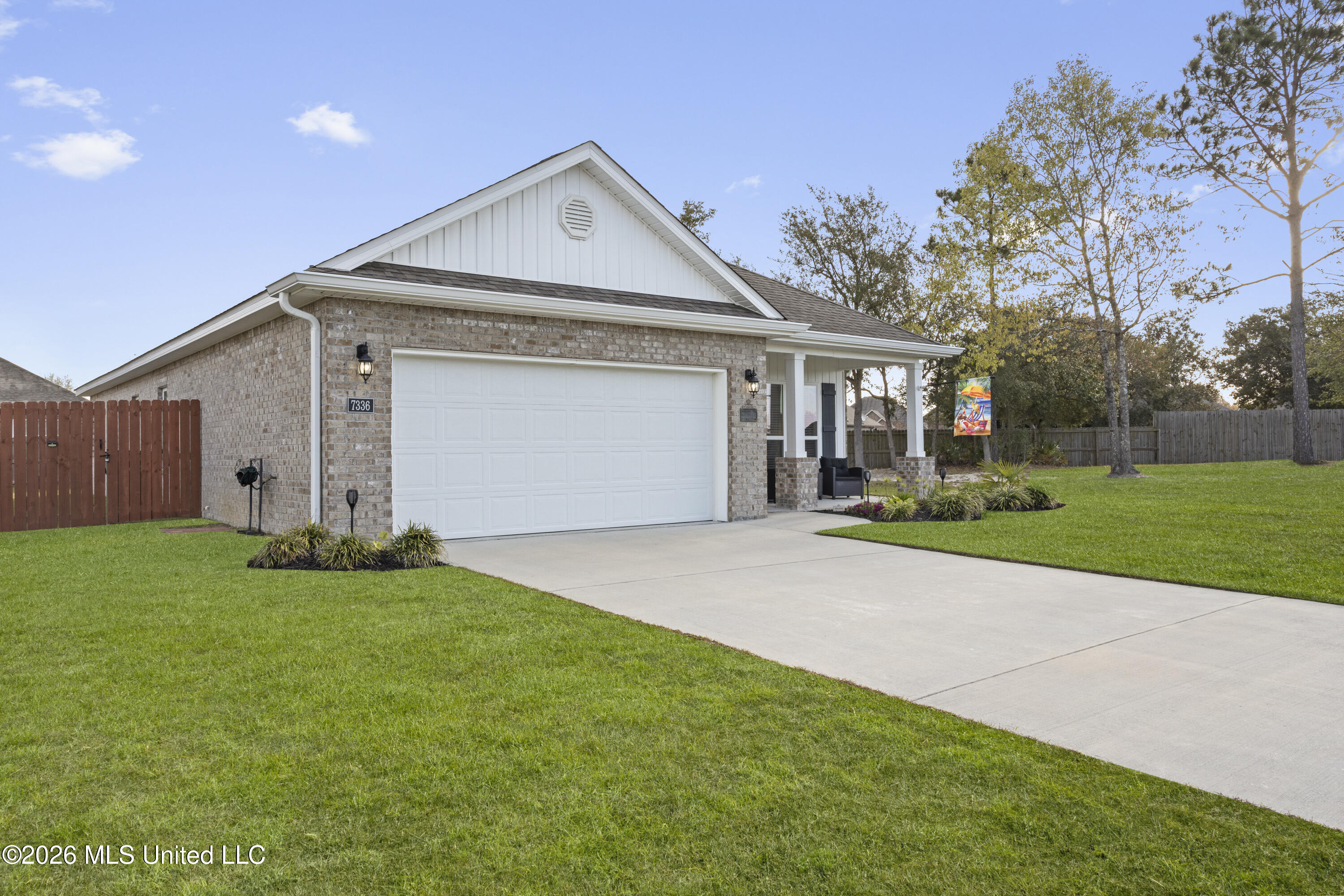 7336 Shearwater Way Ocean Springs, MS 39564 - Photo 5 of 43 0006