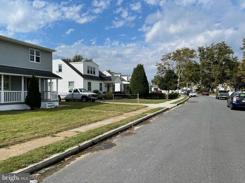8251 Longpoint Road Baltimore, MD 21222 - Photo 4 of 52
