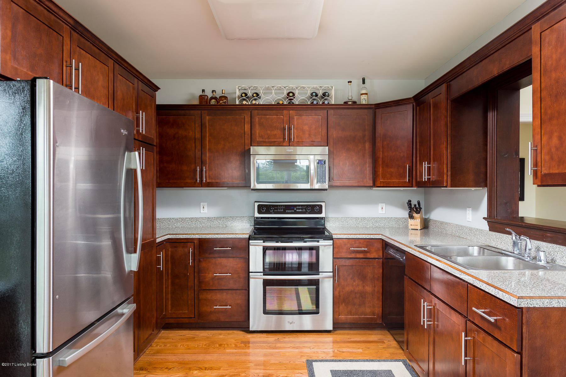 8200 Hanna Road Crestwood, KY 40014 - Photo 9 of 38 Cherry Cabinets and Stainless Steel Appliances