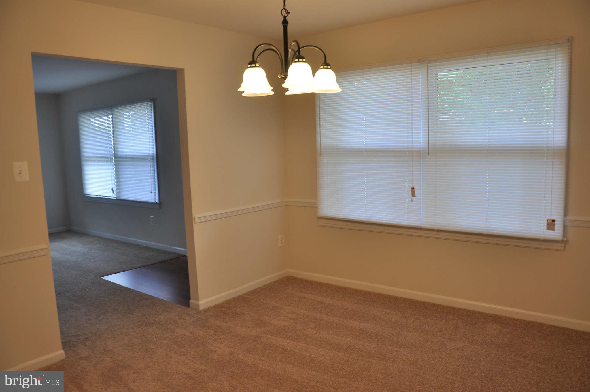 713 North York Road Sterling, VA 20164 - Photo 14 of 23 Dining Room