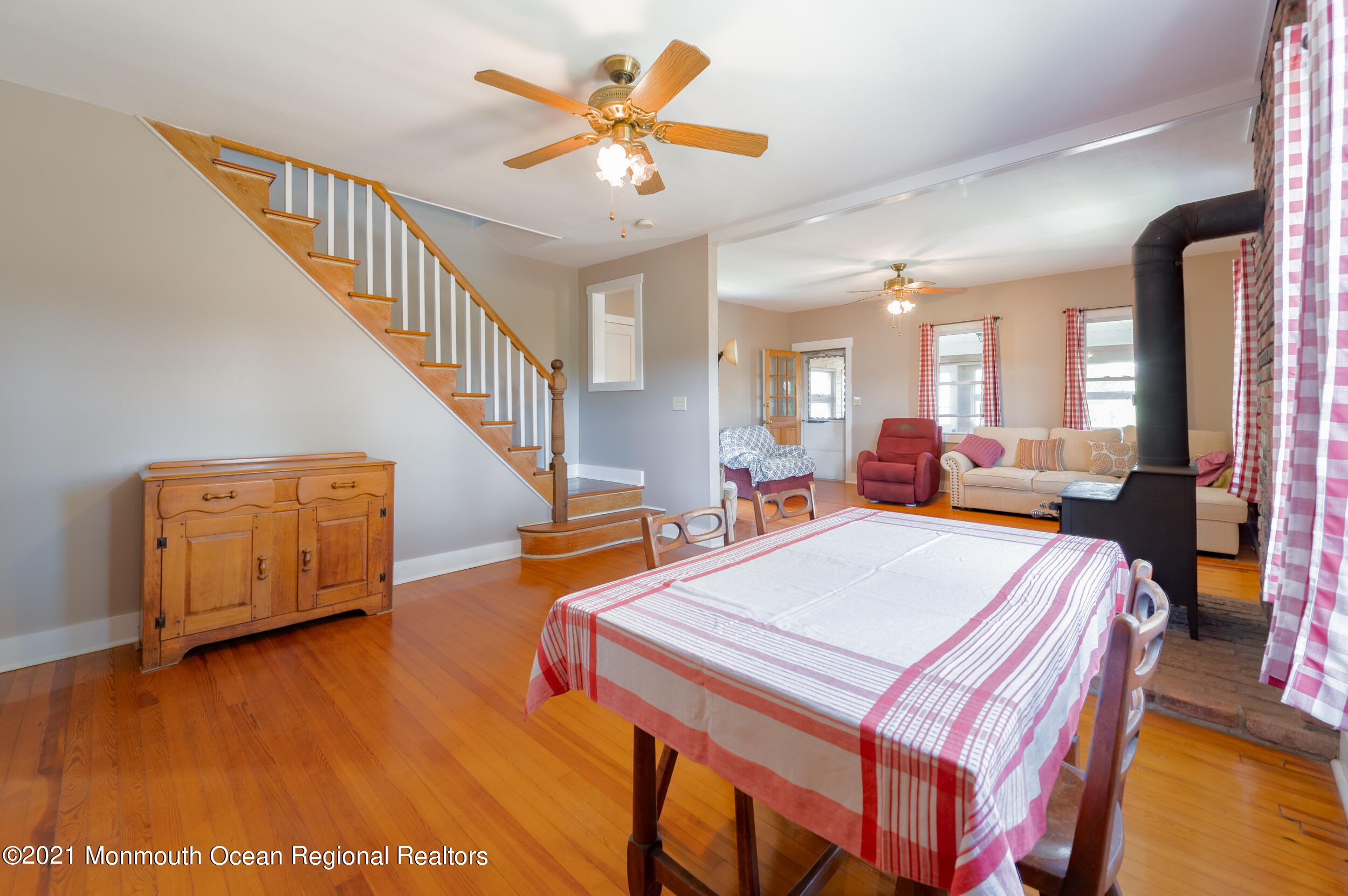 804 Rue Avenue Point Pleasant, NJ 08742 - Photo 14 of 47 Dining 3