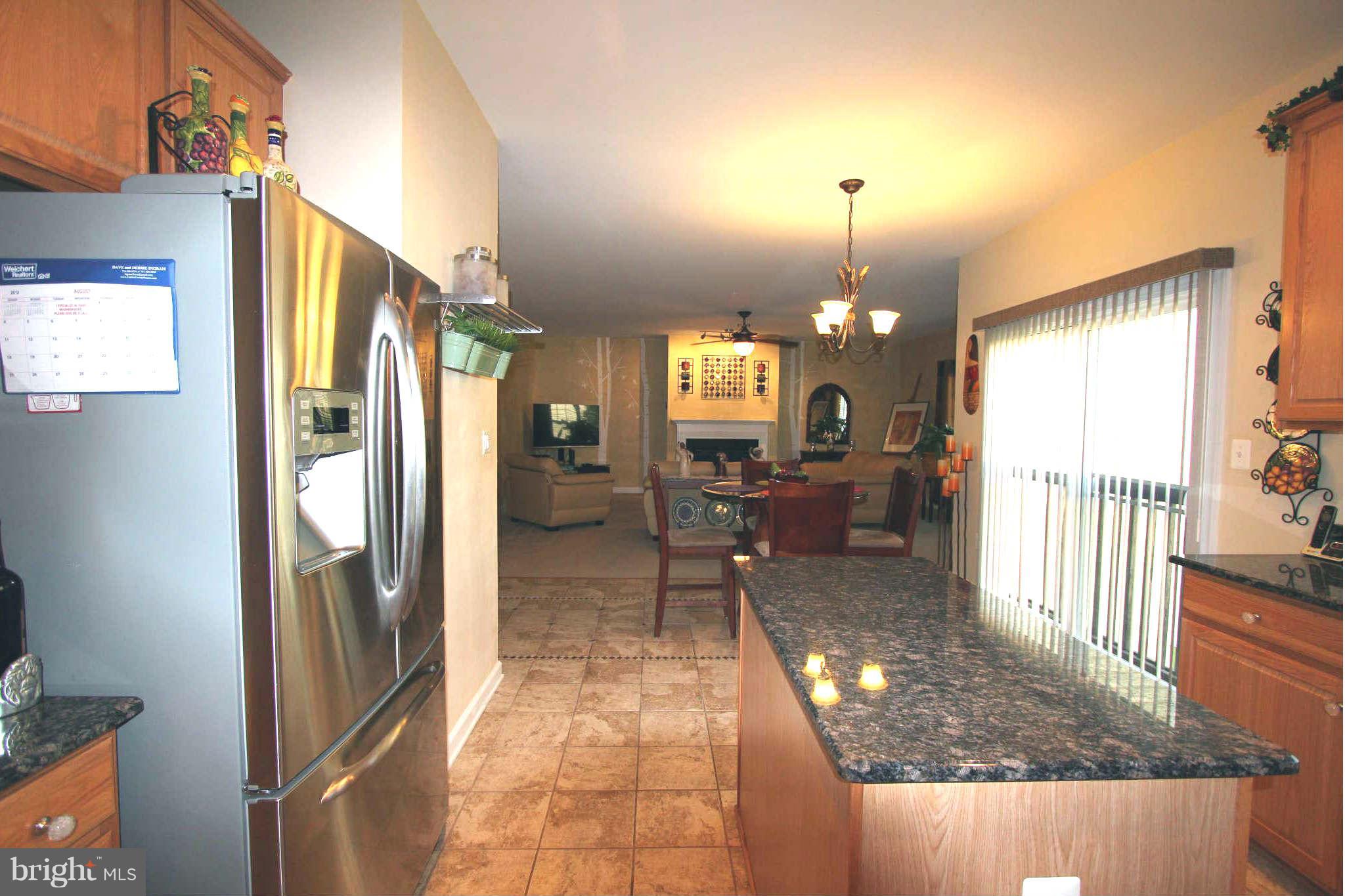 4199 Agency Loop Triangle, VA 22172 - Photo 9 of 28 Kitchen