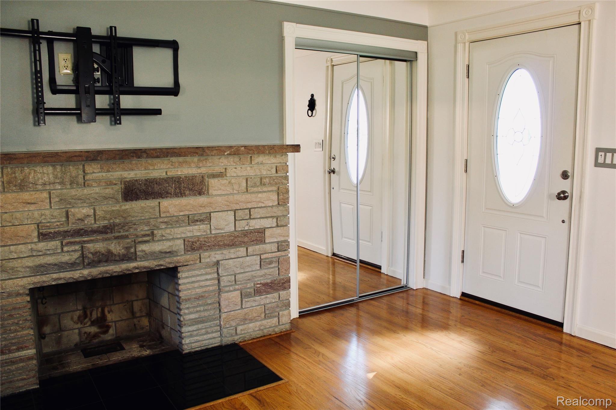 36380 Ryan Road Sterling Heights, MI 48310 - Photo 24 of 48 IMG_0272.jpg