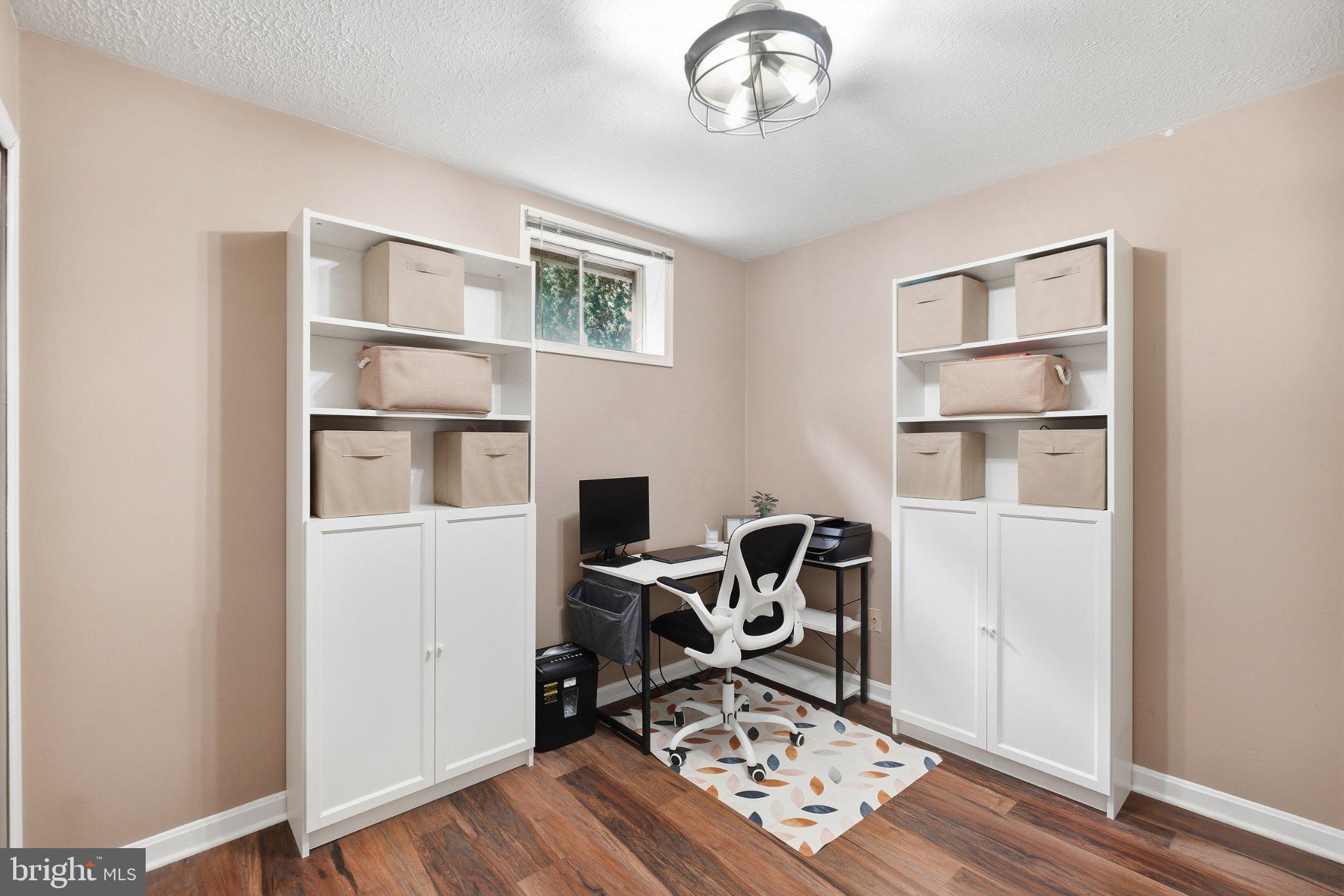 3934 9th Road South Arlington, VA 22204 - Photo 17 of 24 ... an office? exercise room? play room?