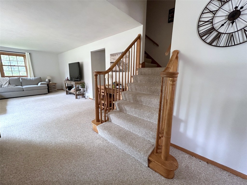 131 Powderhouse Road Vestal, NY 13850 - Photo 2 of 44 Gallery Image 2