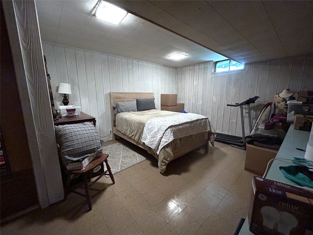 131 Powderhouse Road Vestal, NY 13850 - Photo 27 of 44 Gallery Image 27