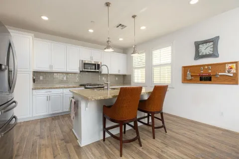 $899,000 | 941 Thermal Avenue, San Diego, CA 92154