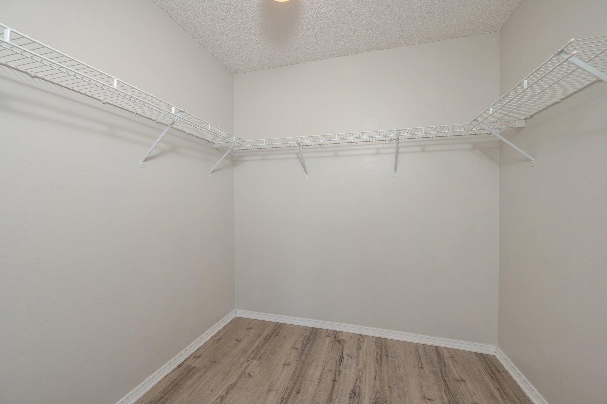 903 Twain Lane Crestview, FL 32536 - Photo 32 of 58 a view of an empty walk in closet