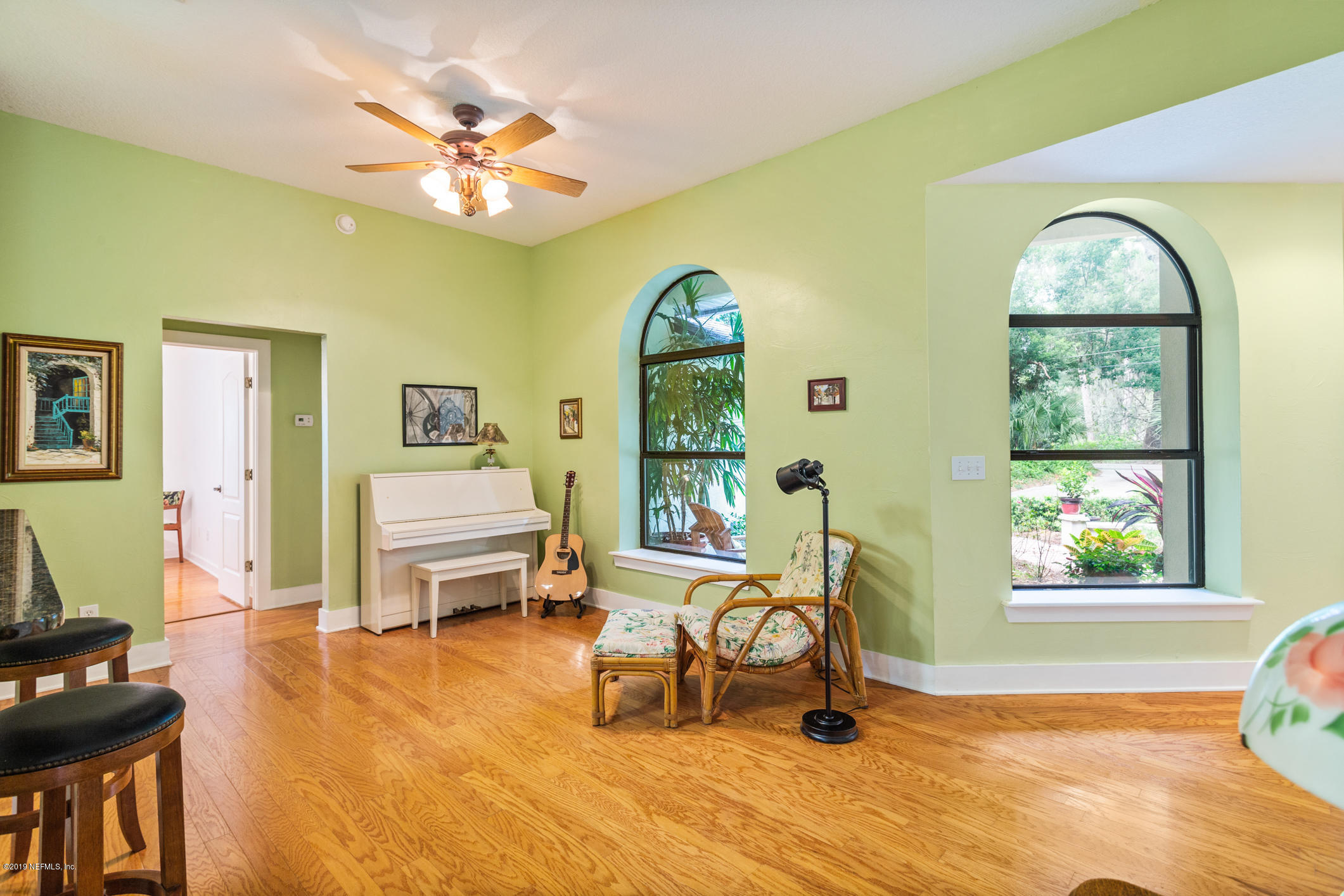 12940 Brady Road Jacksonville, FL 32223 - Photo 6 of 31 a living room with furniture and a window