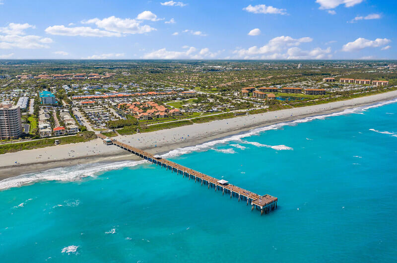 1420 Ocean Way, Unit 6B Jupiter, FL 33477 - Photo 27 of 33 Juno Beach pier 2
