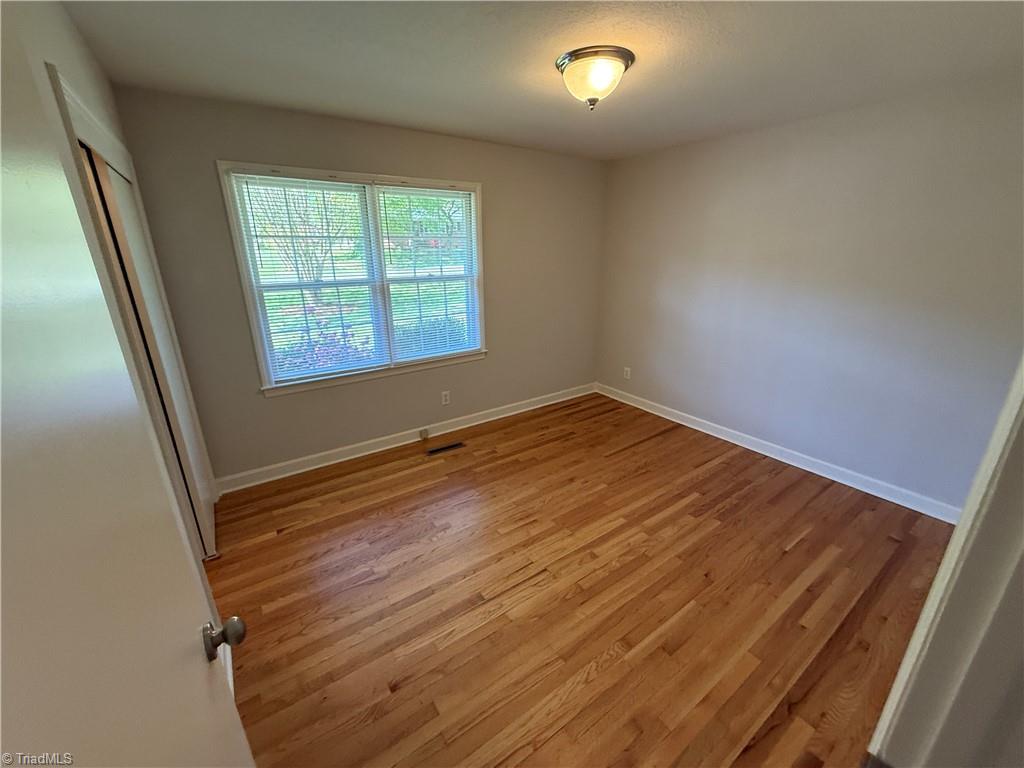 2630 Farmbrook Road Winston-Salem, NC 27103 - Photo 7 of 14