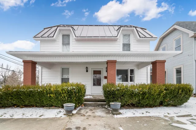 $164,900 | 603 South Stone Street, Winchester, IN 47394