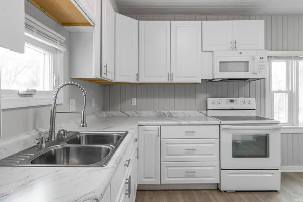 $148,500 | 603 South Stone Street, Winchester, IN 47394