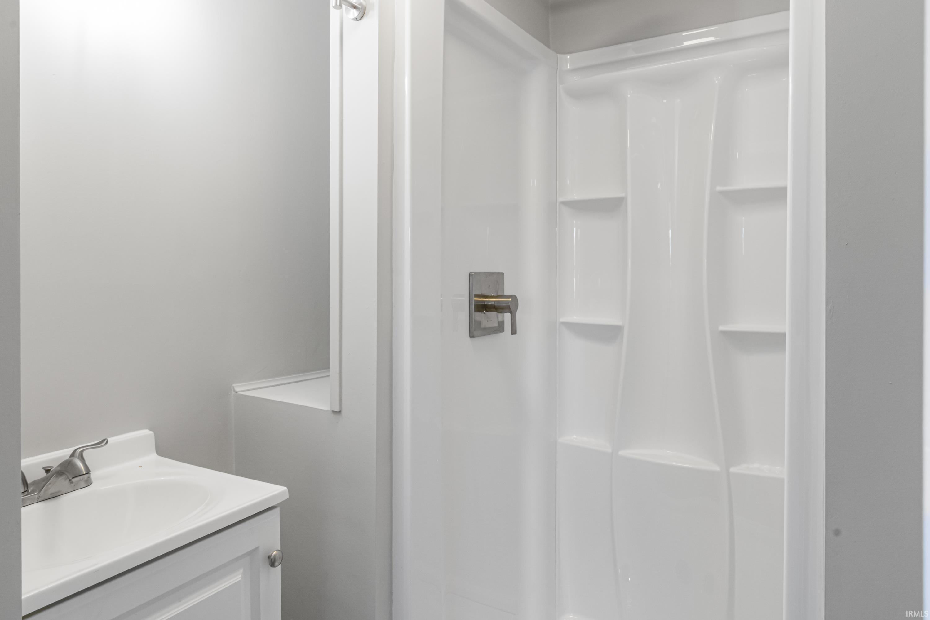 603 South Stone Street Winchester, IN 47394 - Photo 15 of 36