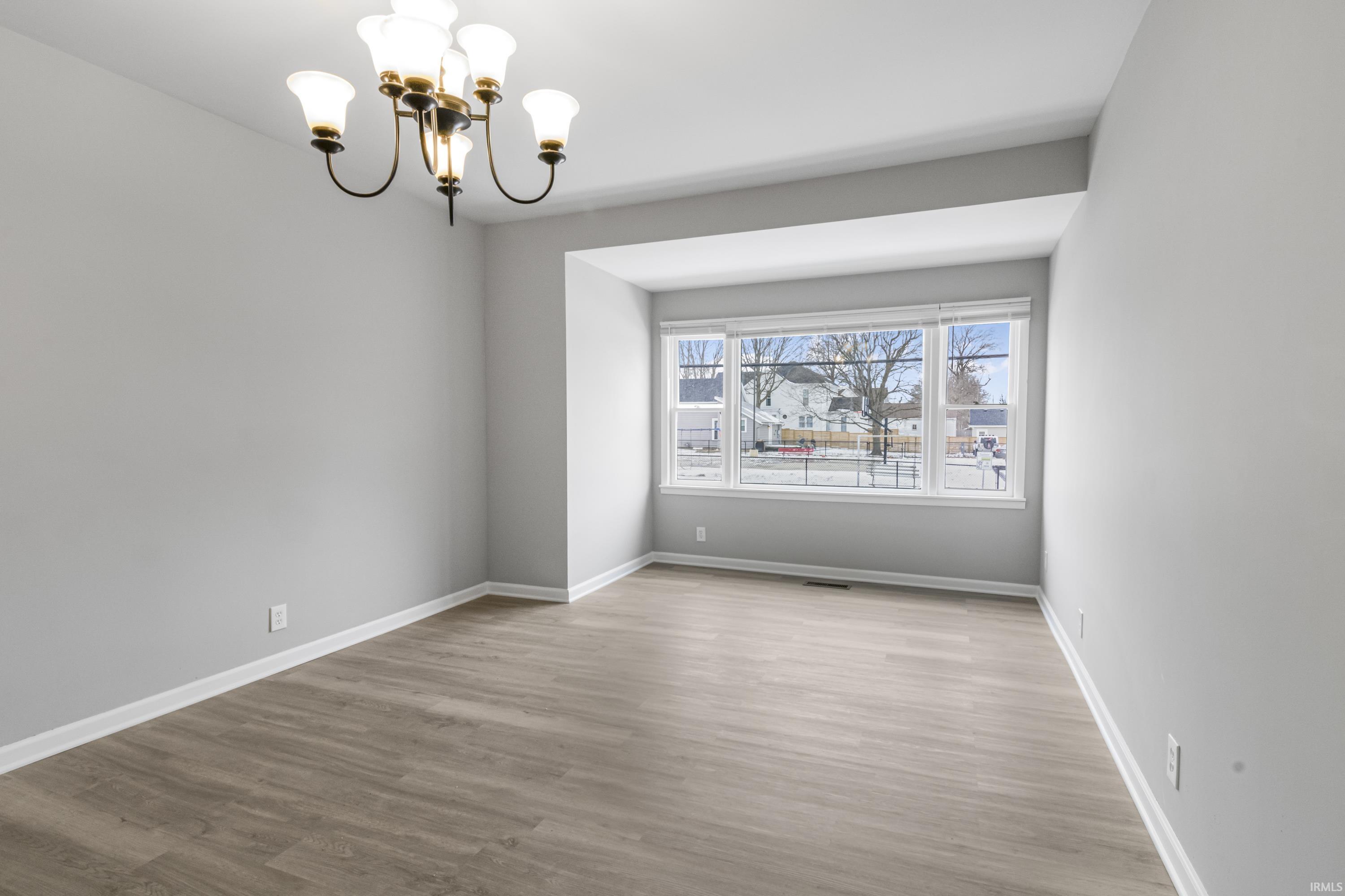 603 South Stone Street Winchester, IN 47394 - Photo 6 of 36