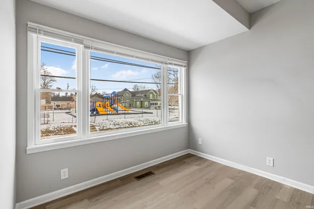 $164,900 | 603 South Stone Street, Winchester, IN 47394