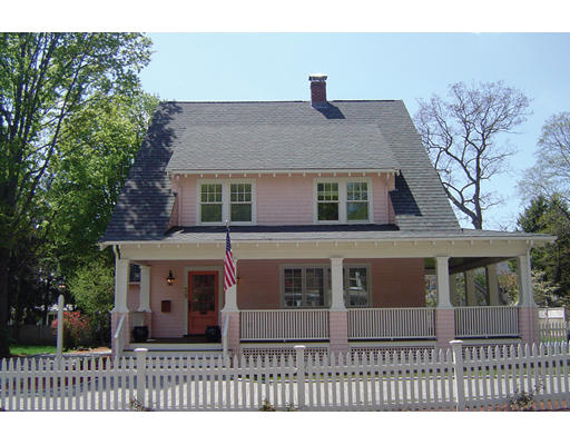 39 Cottage Street Wellesley, MA 02482 - Photo 1 of 14 Gallery Image 1