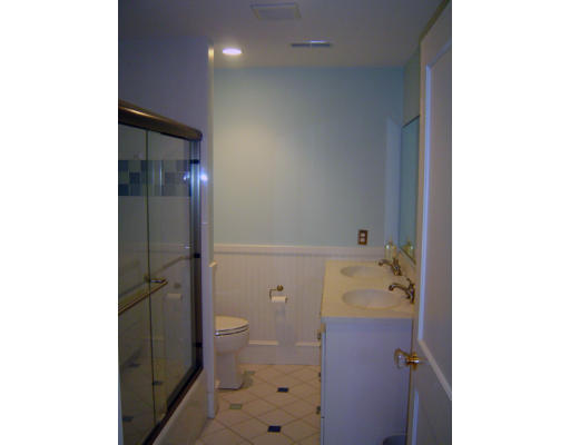 39 Cottage Street Wellesley, MA 02482 - Photo 11 of 14 Gallery Image 11