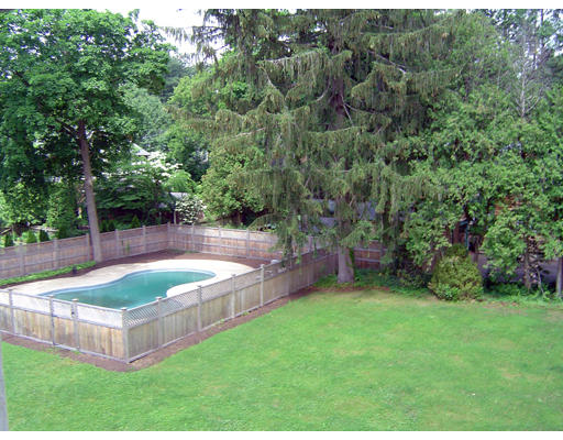 39 Cottage Street Wellesley, MA 02482 - Photo 6 of 14 Gallery Image 6