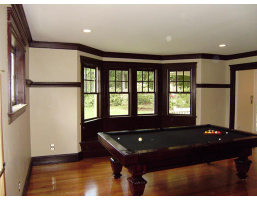 39 Cottage Street Wellesley, MA 02482 - Photo 8 of 14 Gallery Image 8