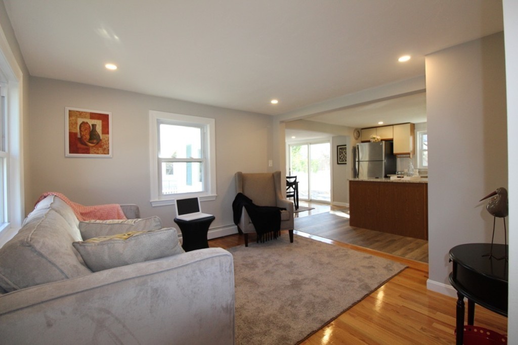 216 Codman Road Norwood, MA 02062 - Photo 5 of 24 Gallery Image 5