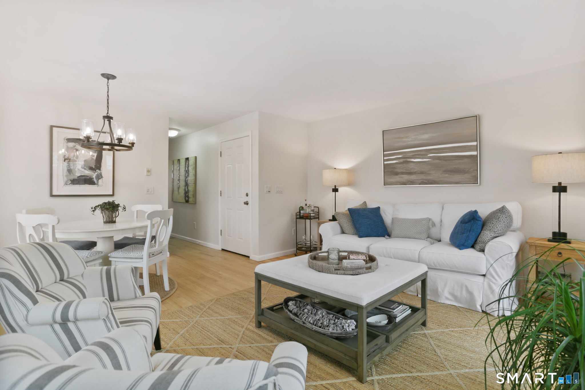 1236 Fairfield Beach Road Fairfield, CT 06824 - Photo 3 of 29 Gallery Image 3