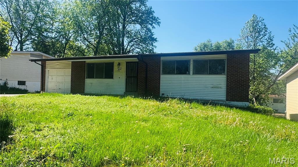 1716 Hudson Road Dellwood, MO 63136 - Photo 3 of 25