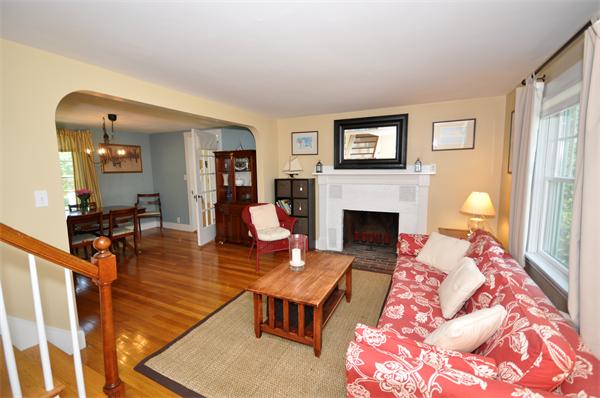 445 Laws Brook Road Concord, MA 01742 - Photo 5 of 14 Gallery Image 5