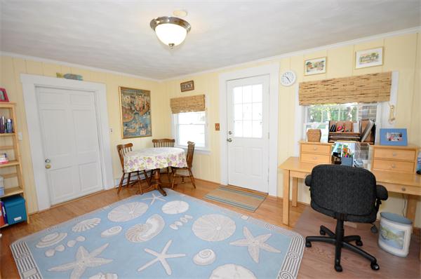 445 Laws Brook Road Concord, MA 01742 - Photo 7 of 14 Gallery Image 7