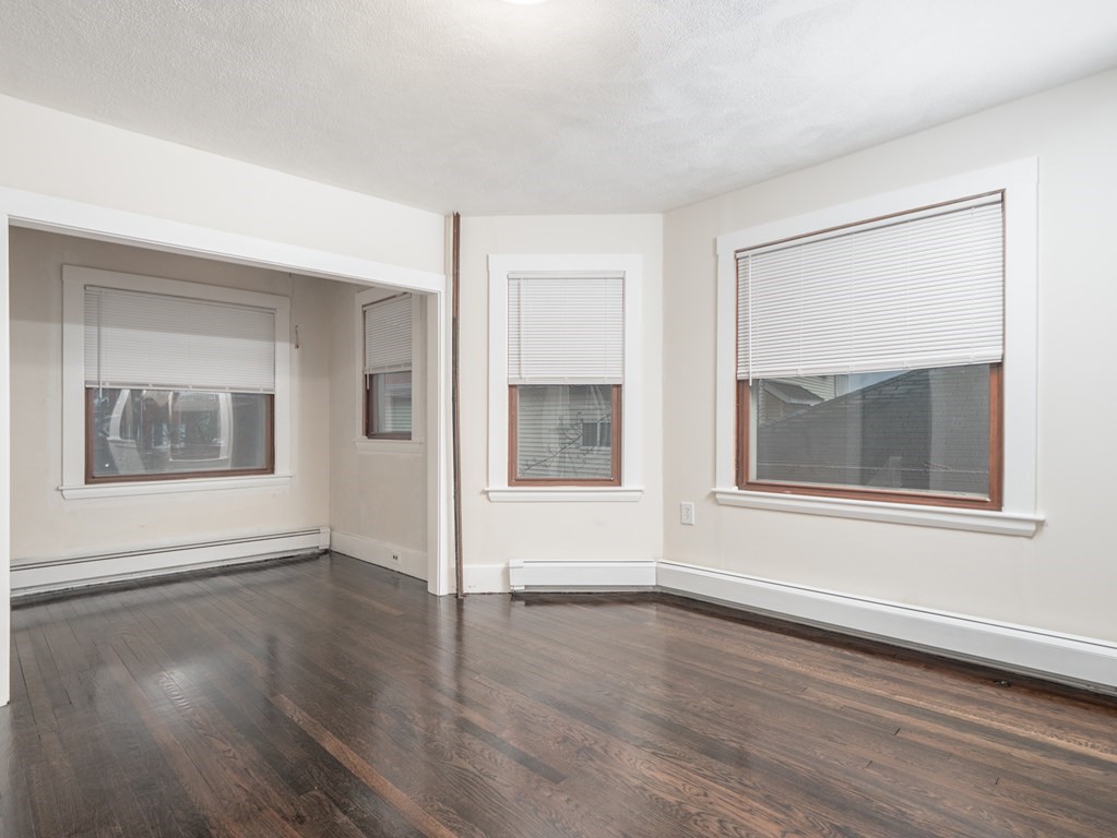 68 Apthorp Street Quincy, MA 02170 - Photo 3 of 28