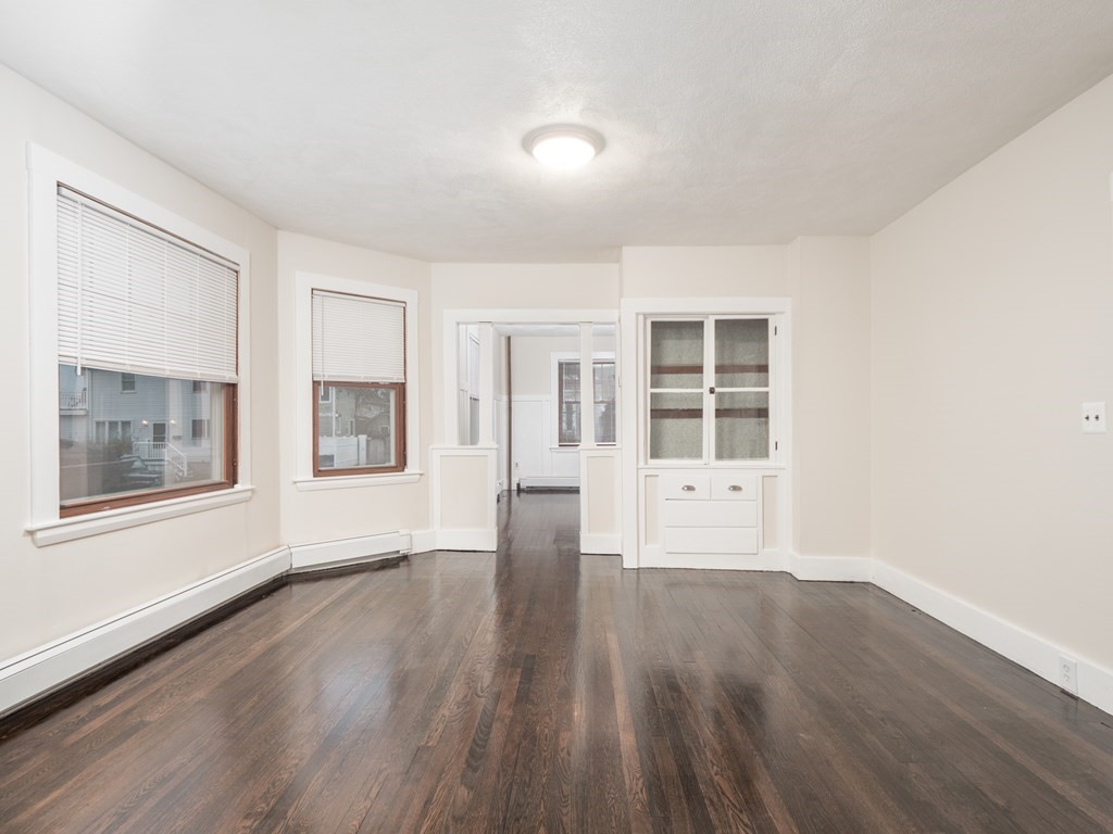 68 Apthorp Street Quincy, MA 02170 - Photo 4 of 28