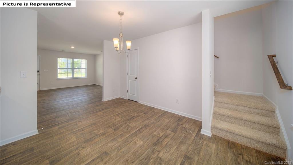 7237 Finnigan Road Charlotte, NC 28215 - Photo 6 of 28 Gallery Image 6