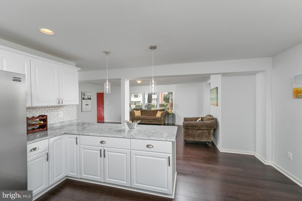 205 Mountain Road Linthicum, MD 21090 - Photo 14 of 26 Kitchen